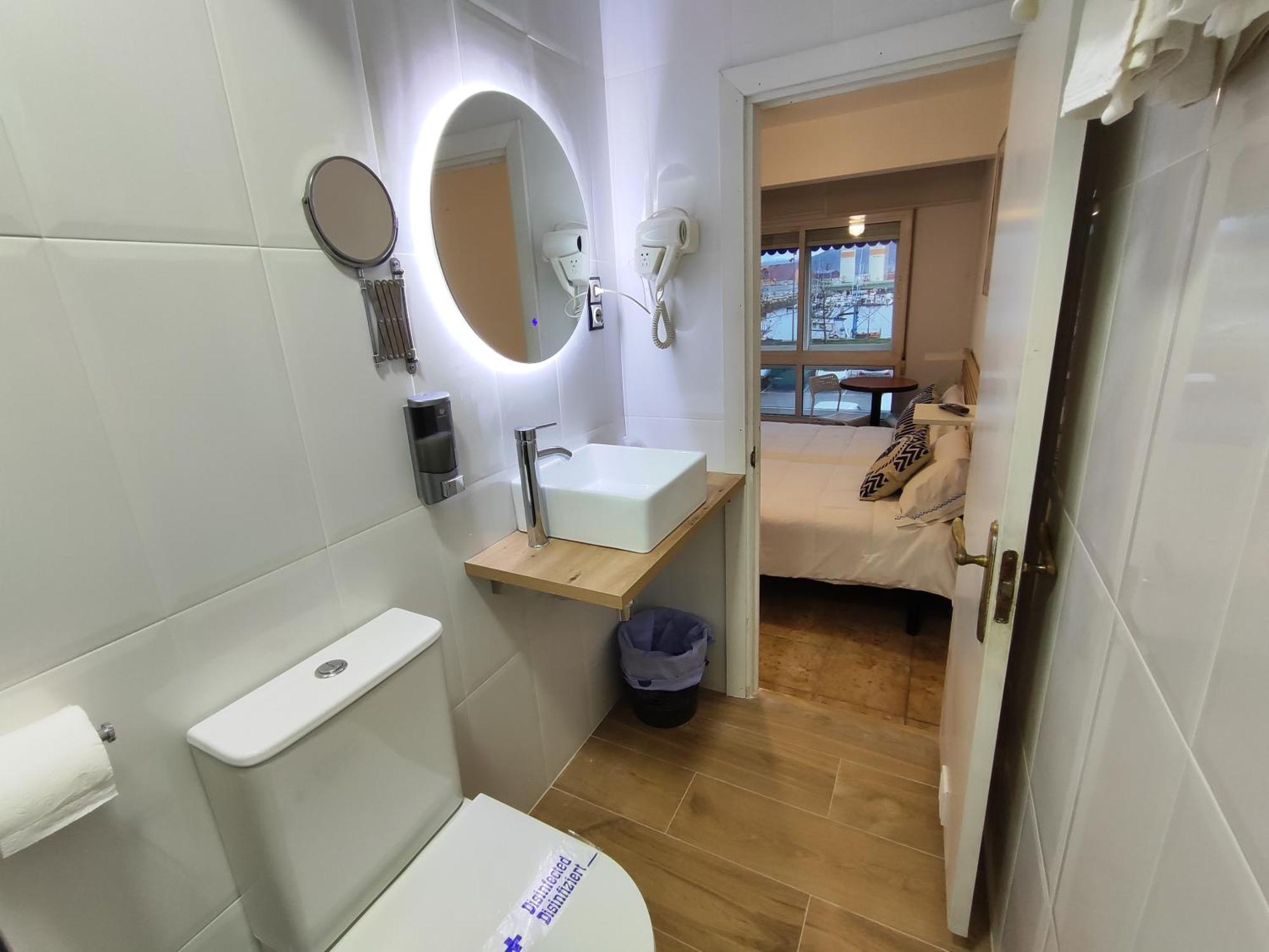 Hostal Lucy Santander Eksteriør billede