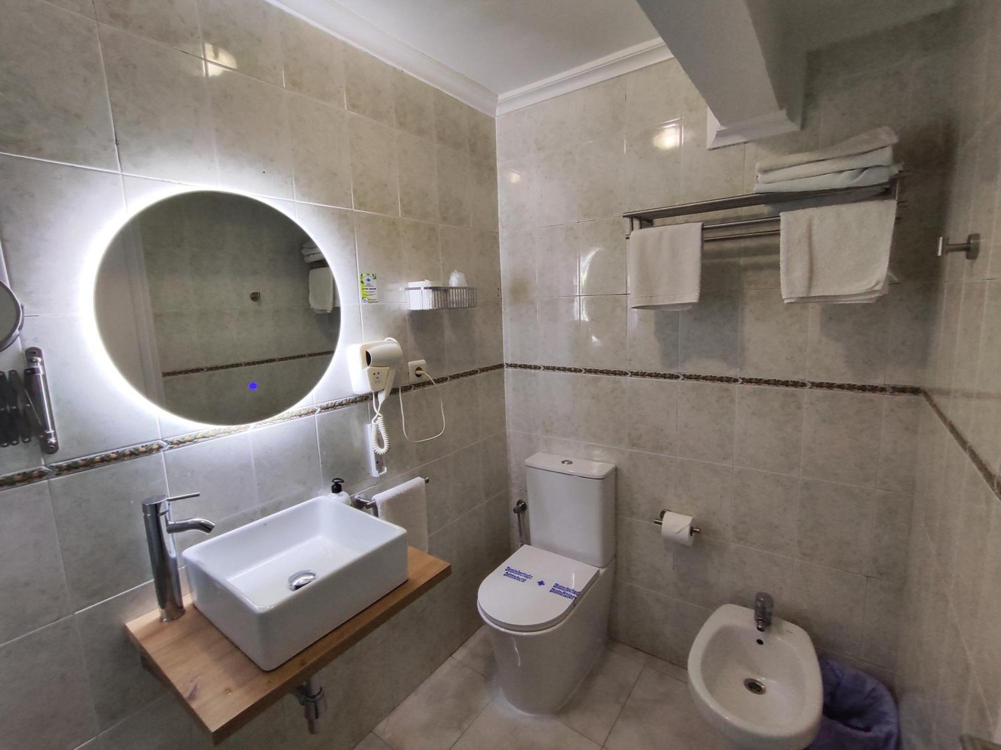 Hostal Lucy Santander Eksteriør billede