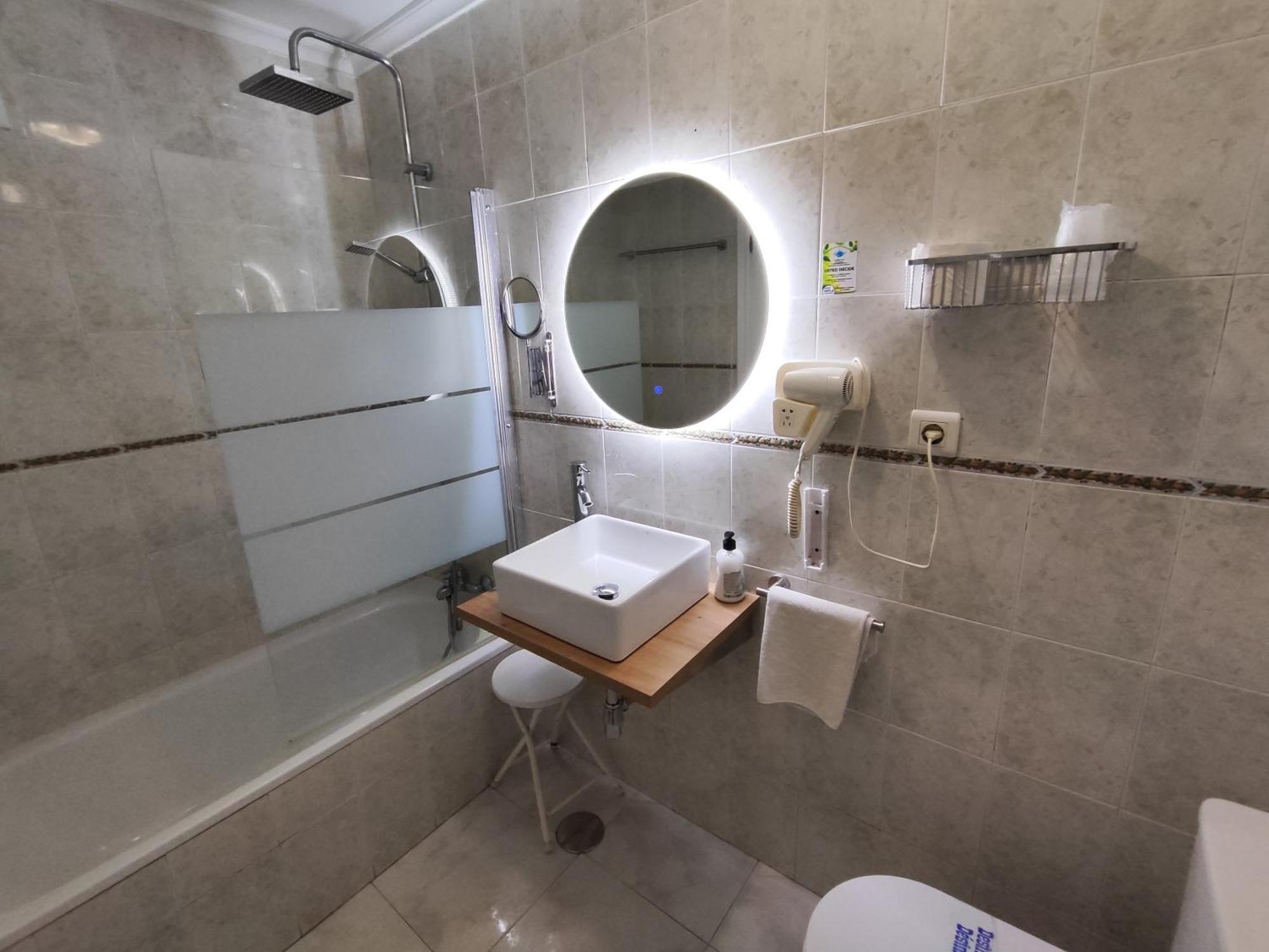 Hostal Lucy Santander Eksteriør billede